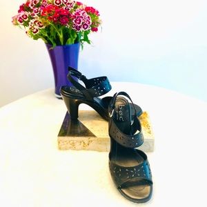 🌺B.o.c. by Born Concepts Heeled Leather Sandals w/Cut-outs, Size 9, Black
